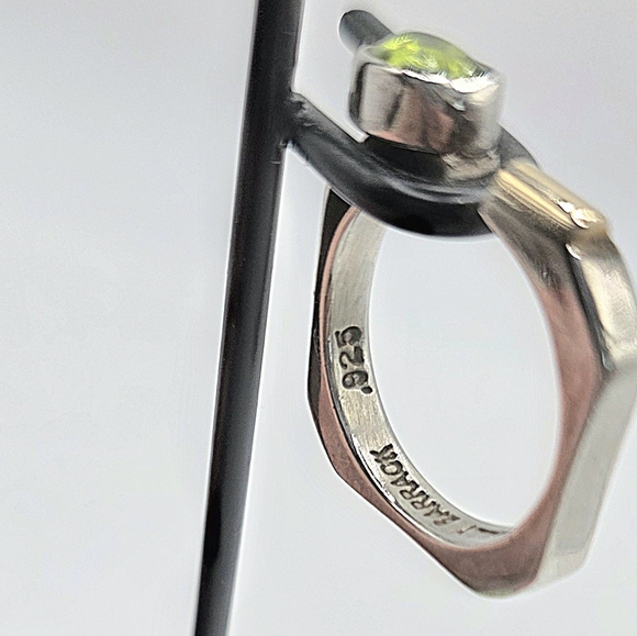 LILLY BARRACK RING - Picture 4 of 8